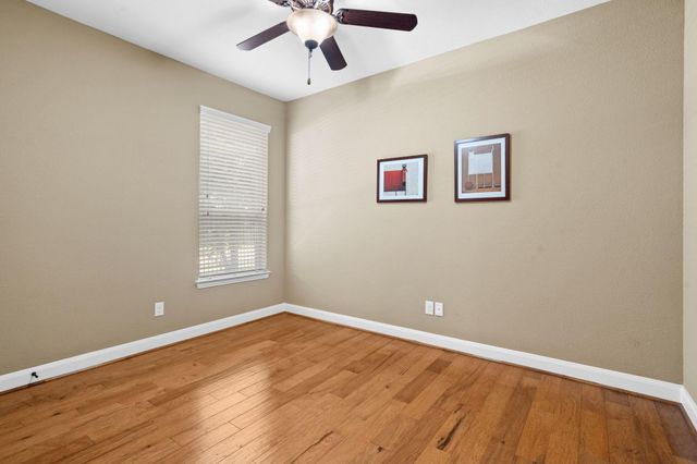 626 Dalton Lane, Sugar Land, TX 77479