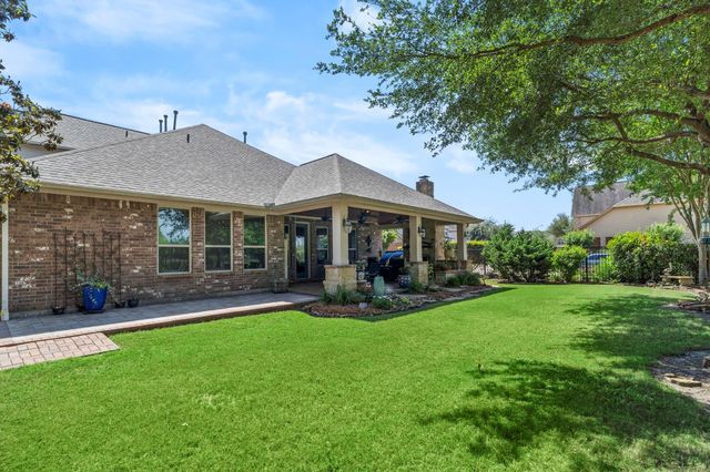 626 Dalton Lane, Sugar Land, TX 77479
