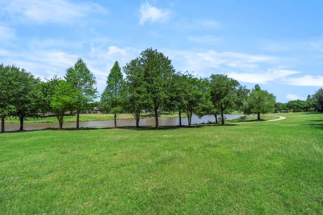 626 Dalton Lane, Sugar Land, TX 77479