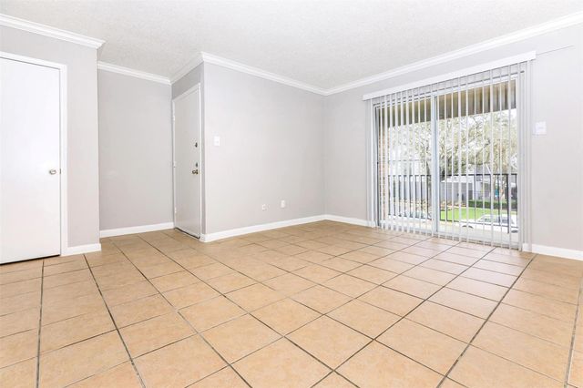 10301 Sandpiper DR 12-137, Houston, TX 77096