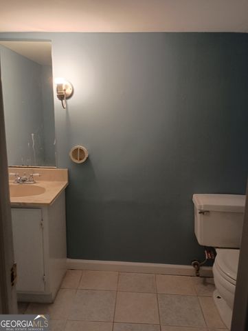 728 Dunaire Way, Jonesboro, GA 30238