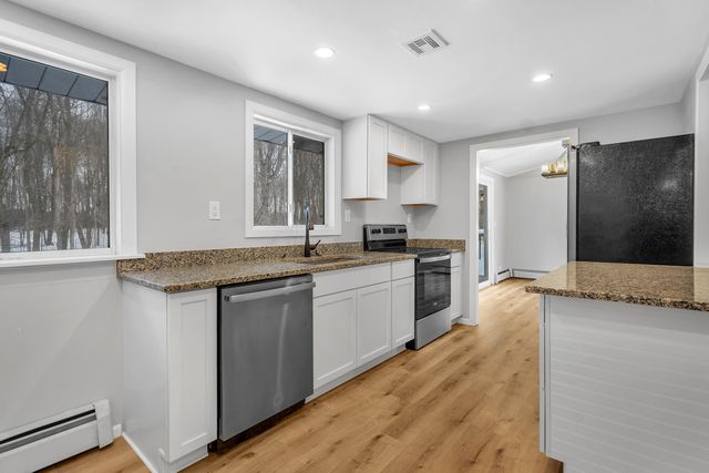 831 Opal Drive, Valparaiso, IN 46383