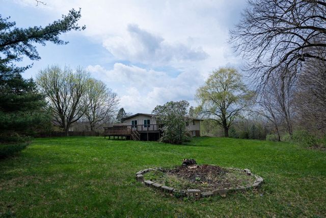 831 Opal Drive, Valparaiso, IN 46383