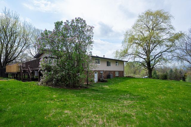 831 Opal Drive, Valparaiso, IN 46383