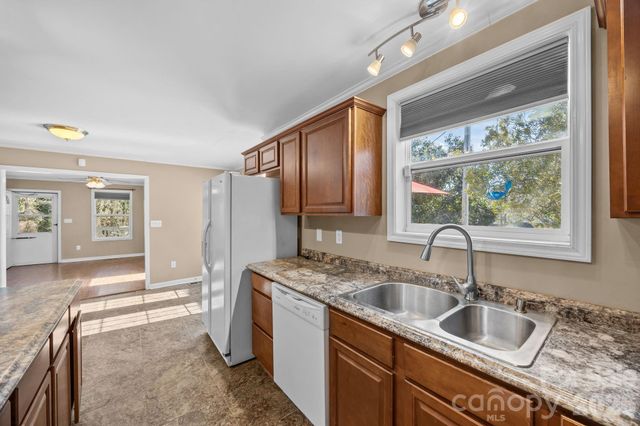 708 Old Charlotte Road SW, Concord, NC 28027