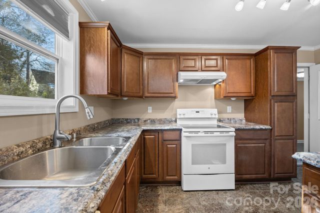 708 Old Charlotte Road SW, Concord, NC 28027