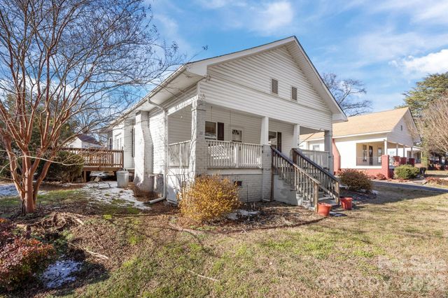 708 Old Charlotte Road SW, Concord, NC 28027