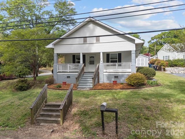 708 Old Charlotte Road SW, Concord, NC 28027