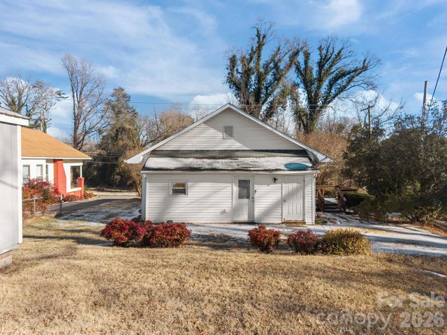 708 Old Charlotte Road SW, Concord, NC 28027