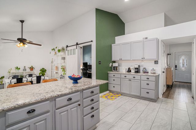 4205 Staghorn Circle S, Fort Worth, TX 76137