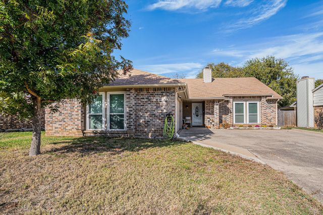 4205 Staghorn Circle S, Fort Worth, TX 76137