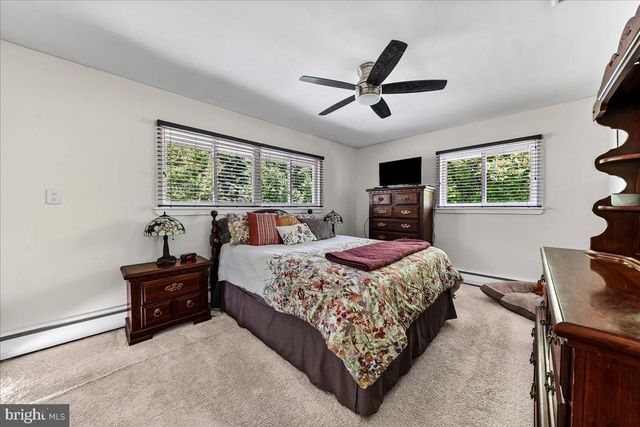 207 WALTER DR, Media, PA 19063