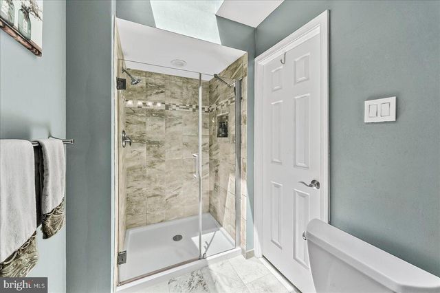 207 WALTER DR, Media, PA 19063