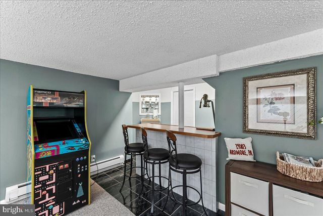 207 WALTER DR, Media, PA 19063