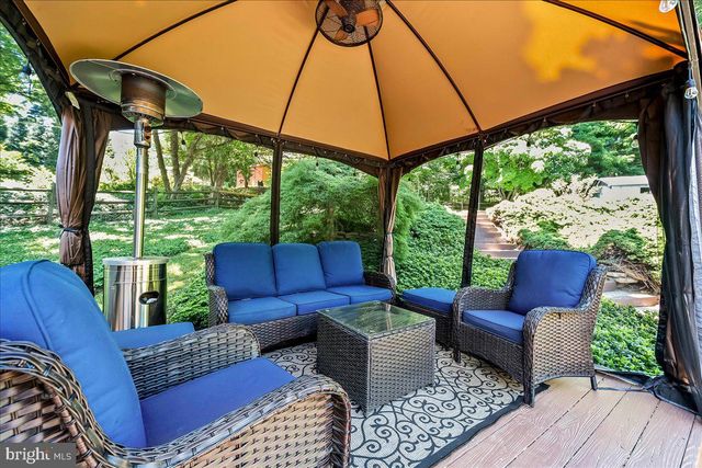 207 WALTER DR, Media, PA 19063