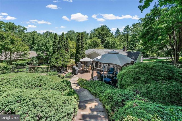 207 WALTER DR, Media, PA 19063
