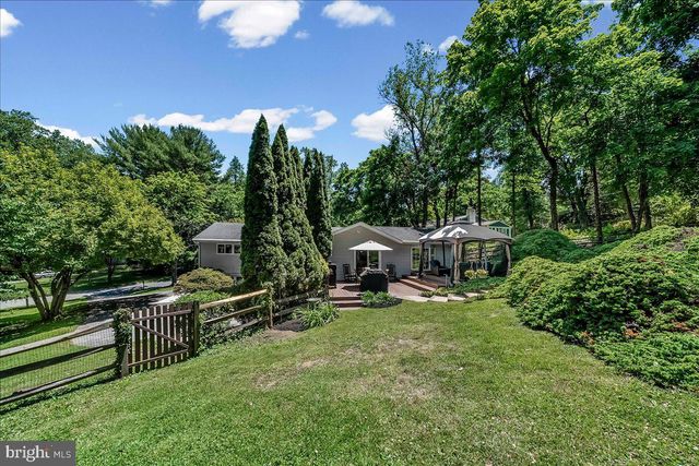 207 WALTER DR, Media, PA 19063