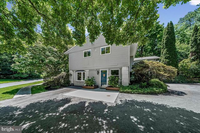 207 WALTER DR, Media, PA 19063