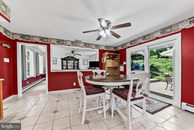 207 WALTER DR, Media, PA 19063
