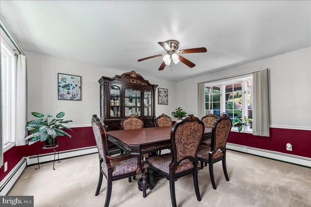 207 WALTER DR, Media, PA 19063