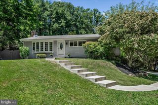 207 WALTER DR, Media, PA 19063