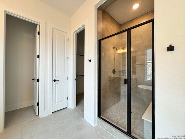 125 Katie Court, Castroville, TX 78009