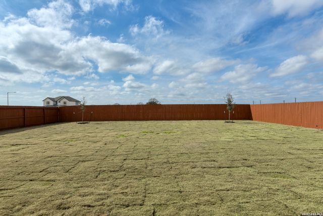 125 Katie Court, Castroville, TX 78009