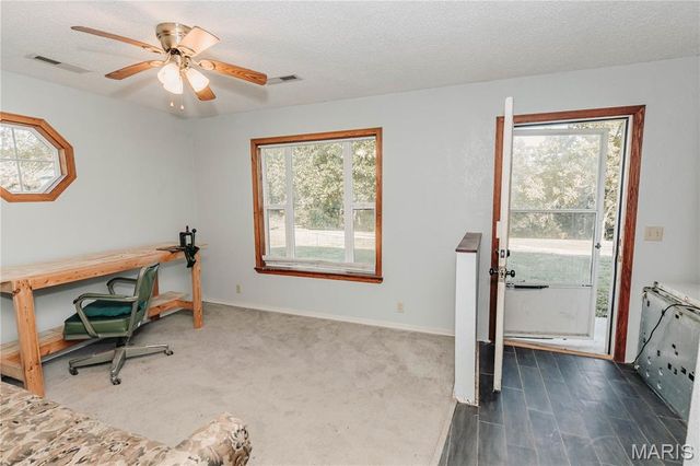 10209 Circle Road, Dixon, MO 65459