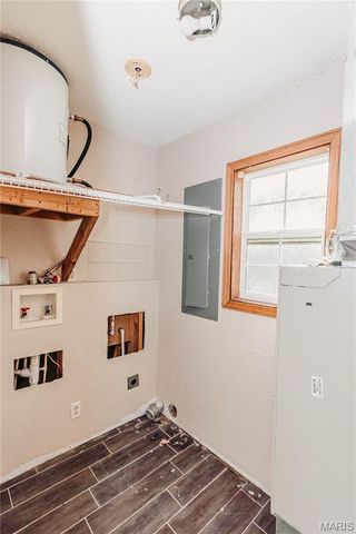 10209 Circle Road, Dixon, MO 65459