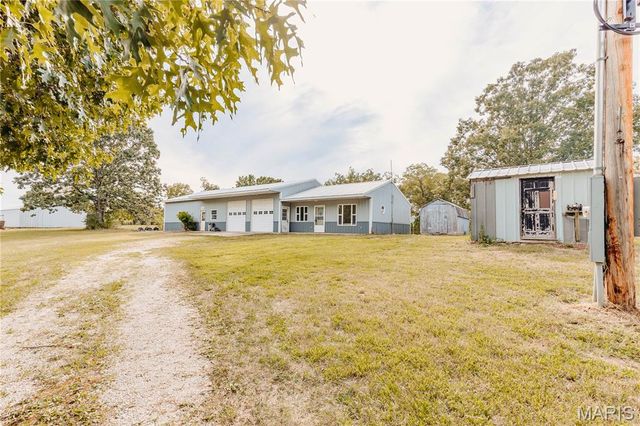 10209 Circle Road, Dixon, MO 65459