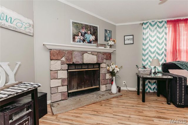 10209 Circle Road, Dixon, MO 65459