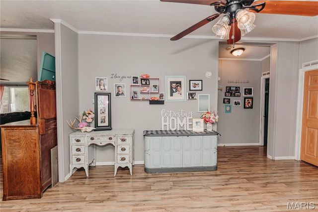 10209 Circle Road, Dixon, MO 65459