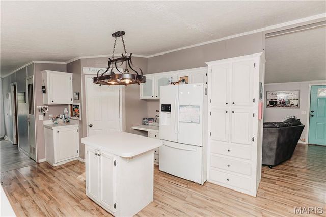 10209 Circle Road, Dixon, MO 65459