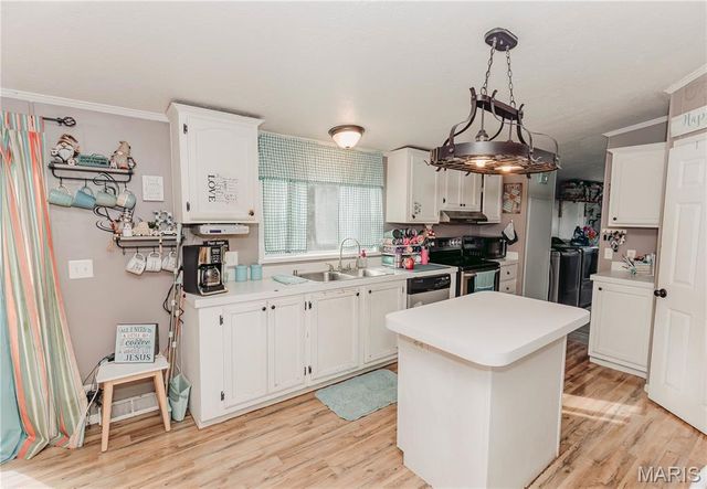 10209 Circle Road, Dixon, MO 65459