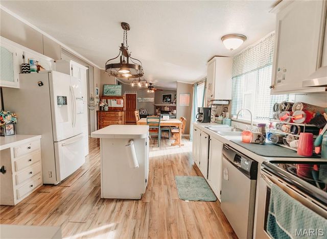 10209 Circle Road, Dixon, MO 65459