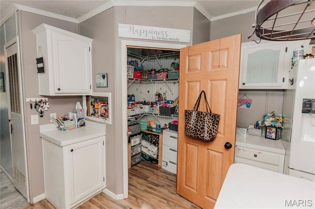 10209 Circle Road, Dixon, MO 65459