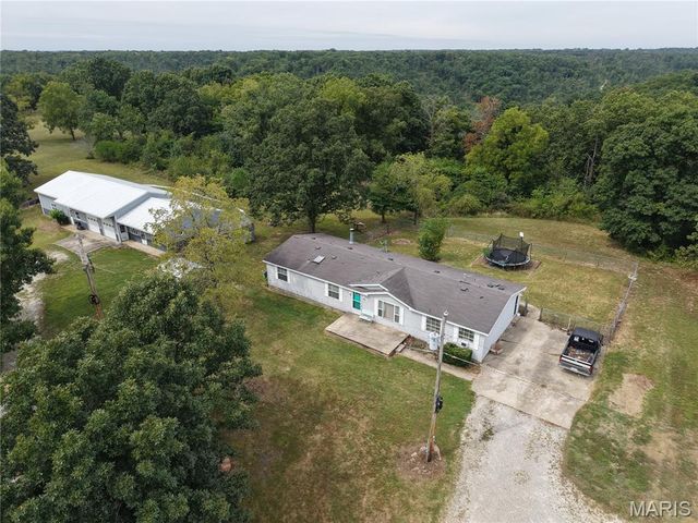 10209 Circle Road, Dixon, MO 65459