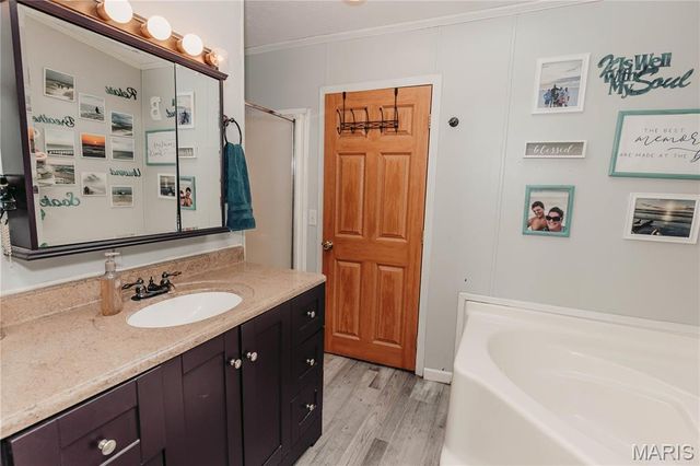 10209 Circle Road, Dixon, MO 65459