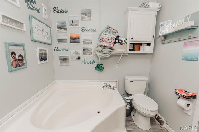 10209 Circle Road, Dixon, MO 65459