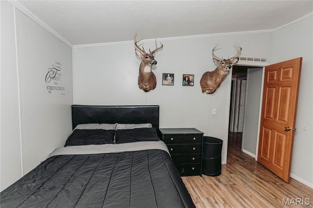 10209 Circle Road, Dixon, MO 65459