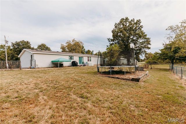 10209 Circle Road, Dixon, MO 65459