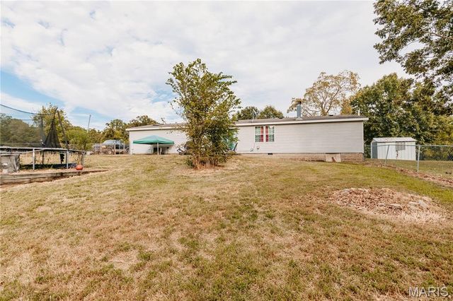 10209 Circle Road, Dixon, MO 65459