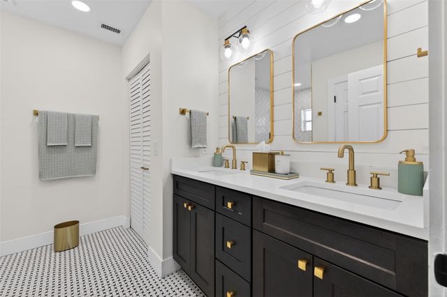 1736 GOLF VIEW DRIVE, Belleair, FL 33756