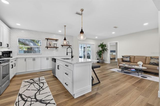 1736 GOLF VIEW DRIVE, Belleair, FL 33756