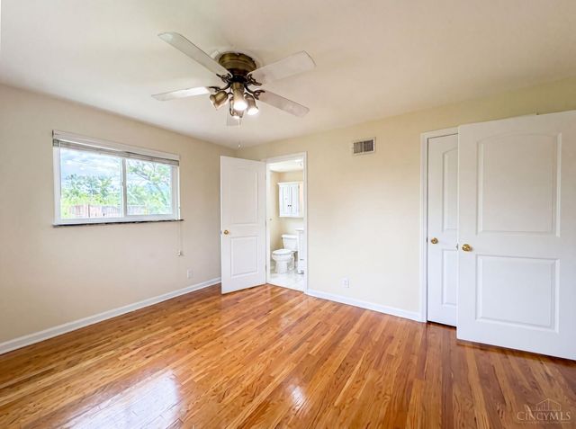 10489 Cinderella Drive, Montgomery, OH 45242
