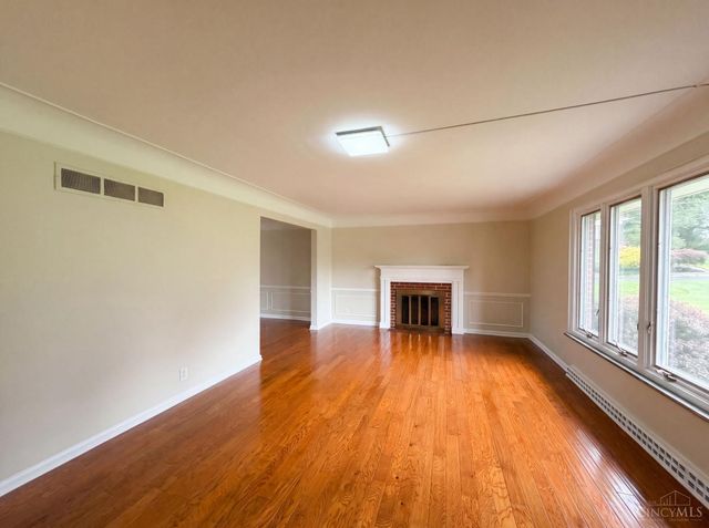 10489 Cinderella Drive, Montgomery, OH 45242