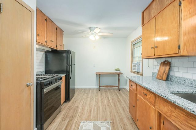 1155 4th Street E, Saint Paul, MN 55106