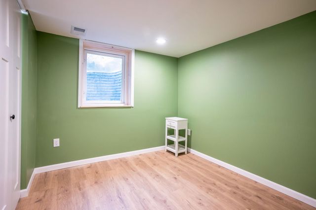 1155 4th Street E, Saint Paul, MN 55106