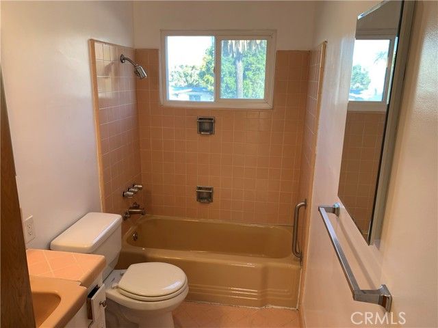 528 Cedar Avenue 3D, Long Beach, CA 90802