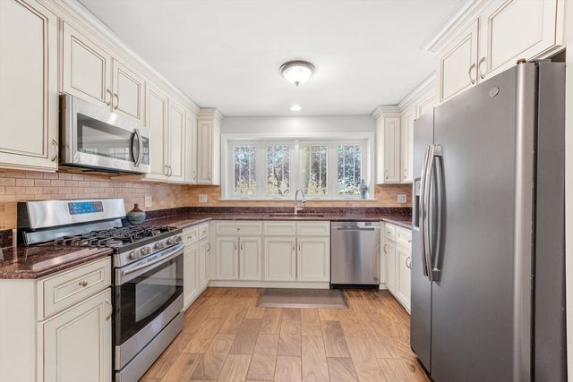 5554 S Neva Avenue, Chicago, IL 60638